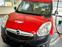 Gebraucht 2018 Opel Combo Selection Van / Kleinbus | 8.200 € (Teuer)