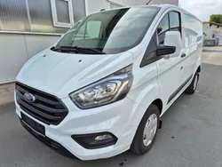 Frostweiß Gebraucht 2023 Ford Transit Custom Trend Van / Kleinbus | 14.990 €