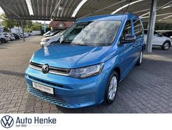Blau Gebraucht 2024 VW Caddy Maxi Life Van / Kleinbus | 28.995 € (Superpreis)