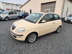 Beige Gebraucht 2004 Lancia Ypsilon Kleinwagen | 1.699 € (Fairer Preis)