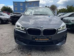 Grau Gebraucht 2020 BMW 218 Gran Tourer Sport Line Van / Kleinbus | 13.950 € (Fairer Preis)