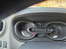 Grau Gebraucht 2017 Renault Trafic Komfort Van / Kleinbus | 11.000 € (Guter Preis)