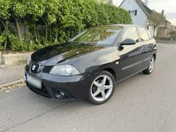 Schwarz Gebraucht 2006 Seat Ibiza Limousine | 1.599 € (Etwas zu teuer)