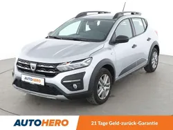 Silber Gebraucht 2022 Dacia Sandero Essentiel Kleinwagen | 14.580 € (Fairer Preis)