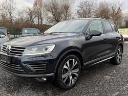 Blau Gebraucht 2017 VW Touareg R-line SUV | 21.990 € (Fairer Preis)