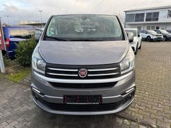 Grau Gebraucht 2017 Fiat Talento Family Van / Kleinbus | 19.900 € (Fairer Preis)