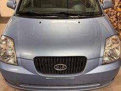 Blau Gebraucht 2007 Kia Picanto LX Kleinwagen | 2.100 €