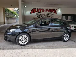 Schwarz Gebraucht 2018 Peugeot 308 Active Limousine | 10.490 € (Fairer Preis)