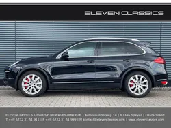 Schwarz Gebraucht 2012 Porsche Cayenne Turbo SUV | 35.000 € (Teuer)