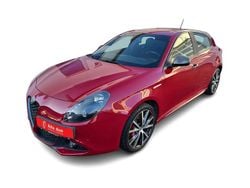 Rot Gebraucht 2016 Alfa Romeo Giulietta Super Limousine | 10.840 € (Fairer Preis)