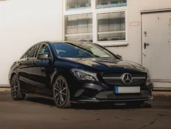 Schwarz Gebraucht 2016 Mercedes CLA180 Limousine | 15.499 € (Fairer Preis)