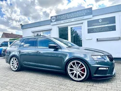 Grau Gebraucht 2019 Skoda Octavia RS Kombi | 18.900 € (Fairer Preis)