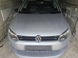 Silber Gebraucht 2010 VW Polo Kleinwagen | 2.750 € (Guter Preis)