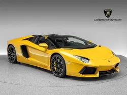 Giallo orion Gebraucht 2015 Lamborghini Aventador Cabrio | 399.900 €
