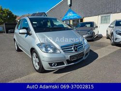Silber Gebraucht 2011 Mercedes A180 Avantgarde Van / Kleinbus | 9.900 € (Teuer)