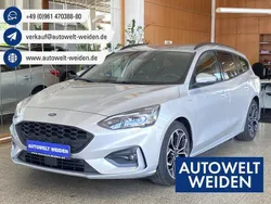 Polarsilber Gebraucht 2021 Ford Focus ST-Line Limousine | 18.500 € (Etwas zu teuer)