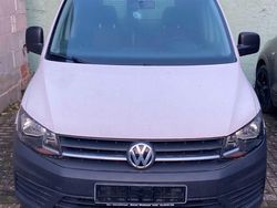 Weiß Gebraucht 2015 VW Caddy Van / Kleinbus | 9.300 € (Guter Preis)