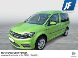 Viperngrün (metallic) Gebraucht 2023 VW Caddy Trendline Van / Kleinbus | 20.890 € (Superpreis)