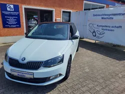 Weiß Gebraucht 2015 Skoda Fabia Kleinwagen | 9.990 € (Fairer Preis)