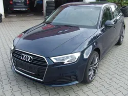 Blau Gebraucht 2019 Audi A3 Sportback Comfort Limousine | 14.490 € (Guter Preis)