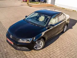 Schwarz Gebraucht 2016 VW Jetta Limousine | 9.999 € (Fairer Preis)