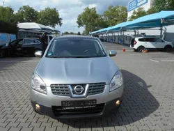 Silver (m) Gebraucht 2008 Nissan Qashqai Tekna SUV | 4.100 € (Guter Preis)