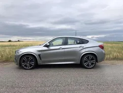 Silber Gebraucht 2015 BMW X6 M SUV | 31.950 €