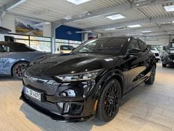 Iridiumschwarz Gebraucht 2023 Ford Mustang Mach-E GT SUV | 58.880 € (Teuer)