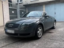 Grau Gebraucht 2000 Audi TT Roadster Cabrio | 3.500 € (Etwas zu teuer)