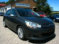 Grau Gebraucht 2014 Citroën C4 SELECTION Limousine | 5.450 € (Fairer Preis)