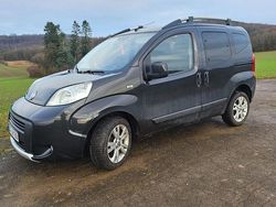 Schwarz Gebraucht 2010 Fiat Qubo Trekking Van / Kleinbus | 4.300 €