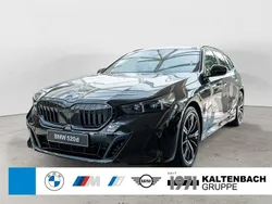 Schwarz Gebraucht 2024 BMW 520 M Sport Kombi | 56.990 € (Fairer Preis)