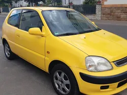 Gelb Gebraucht 1999 Honda Logo LS Kleinwagen | 1.100 € (Fairer Preis)