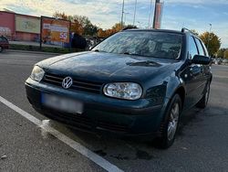 Grün Gebraucht 2002 VW Golf IV Kombi | 700 € (Guter Preis)