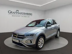 Silber Gebraucht 2024 VW T-Roc Style SUV | 29.555 € (Fairer Preis)