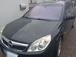 Schwarz Gebraucht 2008 Opel Vectra Edition Kombi | 950 € (Superpreis)