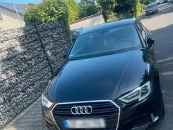 Schwarz Gebraucht 2019 Audi A3 S-Line Limousine | 18.750 € (Superpreis)