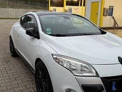 Weiß Gebraucht 2010 Renault Mégane Coupé Night&Day Coupé | 5.400 € (Guter Preis)