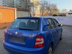 Blau Gebraucht 2006 Skoda Fabia Kleinwagen | 1.650 €