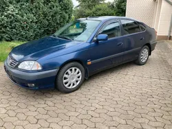 Gebraucht 2002 Toyota Avensis Limousine | 1.590 € (Guter Preis)