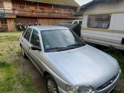 Grau Gebraucht 1996 Ford Escort Kleinwagen | 550 € (Superpreis)