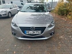 Silber Gebraucht 2014 Mazda 3 Center-Line Limousine | 13.900 € (Teuer)