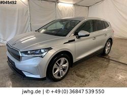 Stribrna brilliant/ brilliants Gebraucht 2022 Skoda Enyaq iV Suite SUV | 28.490 € (Superpreis)