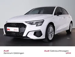 Ibisweiß Gebraucht 2024 Audi A3 Sportback e-tron Advanced Plus Limousine | 38.990 €