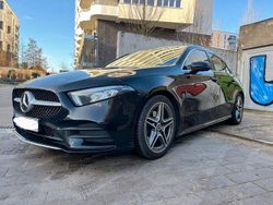 Schwarz Gebraucht 2018 Mercedes A200 AMG line Limousine | 20.750 € (Fairer Preis)