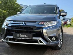 Grau Gebraucht 2019 Mitsubishi Outlander P-HEV Basis SUV | 20.999 € (Fairer Preis)
