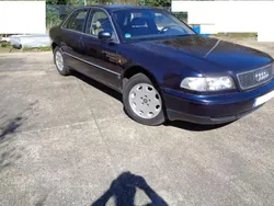 Blau Gebraucht 1996 Audi A8 Limousine | 1.450 €