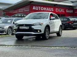 Weiß Gebraucht 2017 Mitsubishi ASX Diamant Edition SUV | 15.990 € (Teuer)