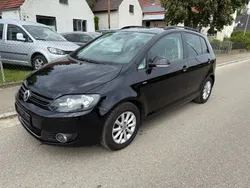 Deep black perleffekt Gebraucht 2014 VW Golf Plus Cross Life Van / Kleinbus | 6.500 € (Fairer Preis)