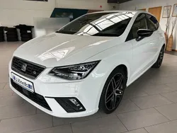 Weiß Gebraucht 2021 Seat Ibiza Beats Limousine | 16.750 € (Fairer Preis)